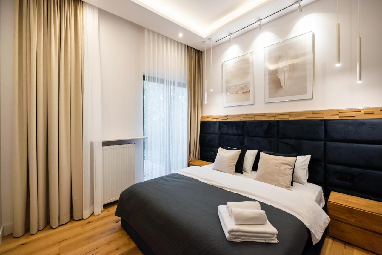 Zlota Sophisticated Apartment Warsaw Exterior photo