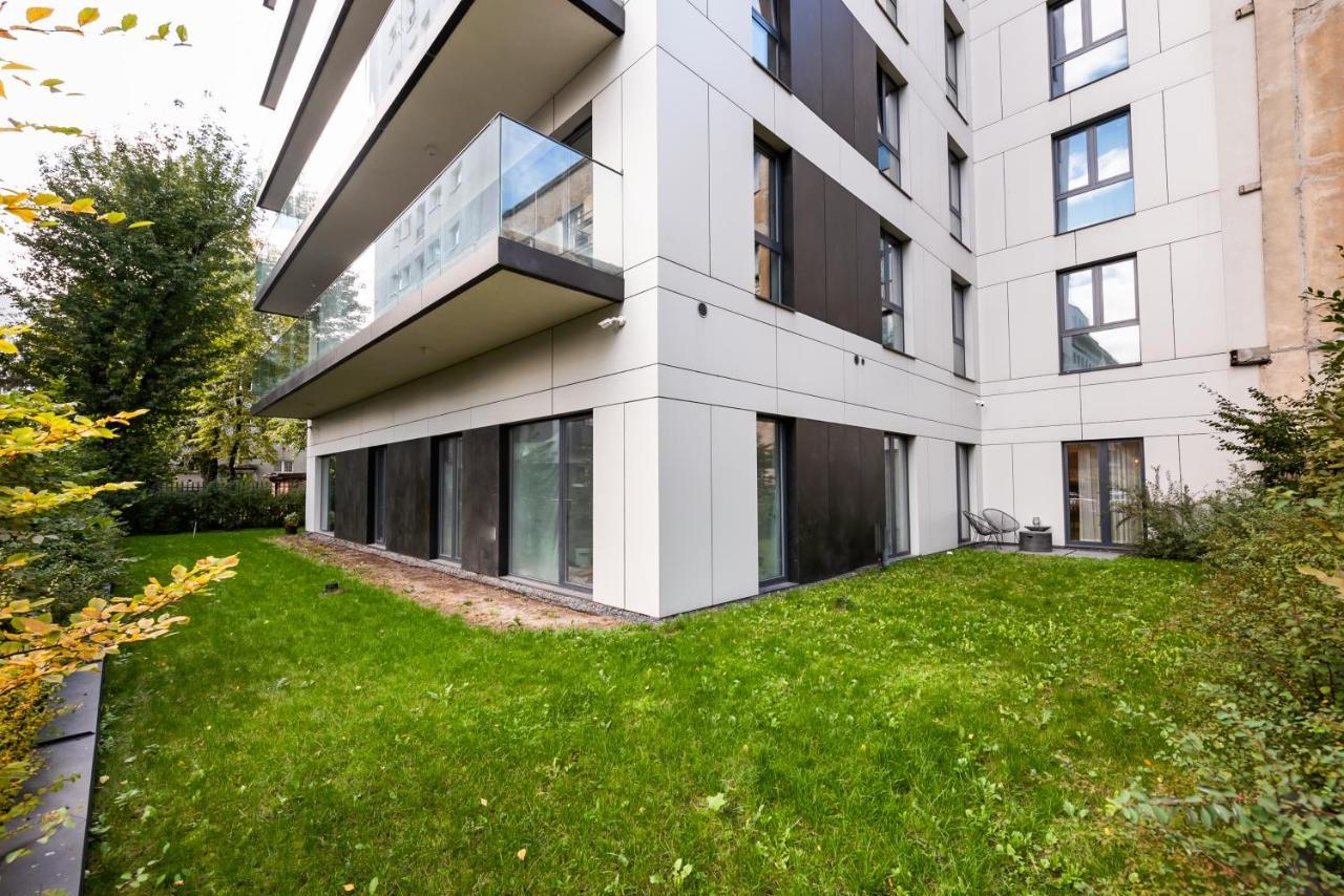 Zlota Sophisticated Apartment Warsaw Exterior photo